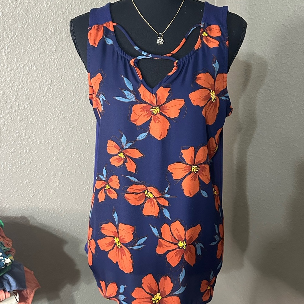 NWOT FORTUNE + IVY Sleeveless Blouse in blue/orange floral